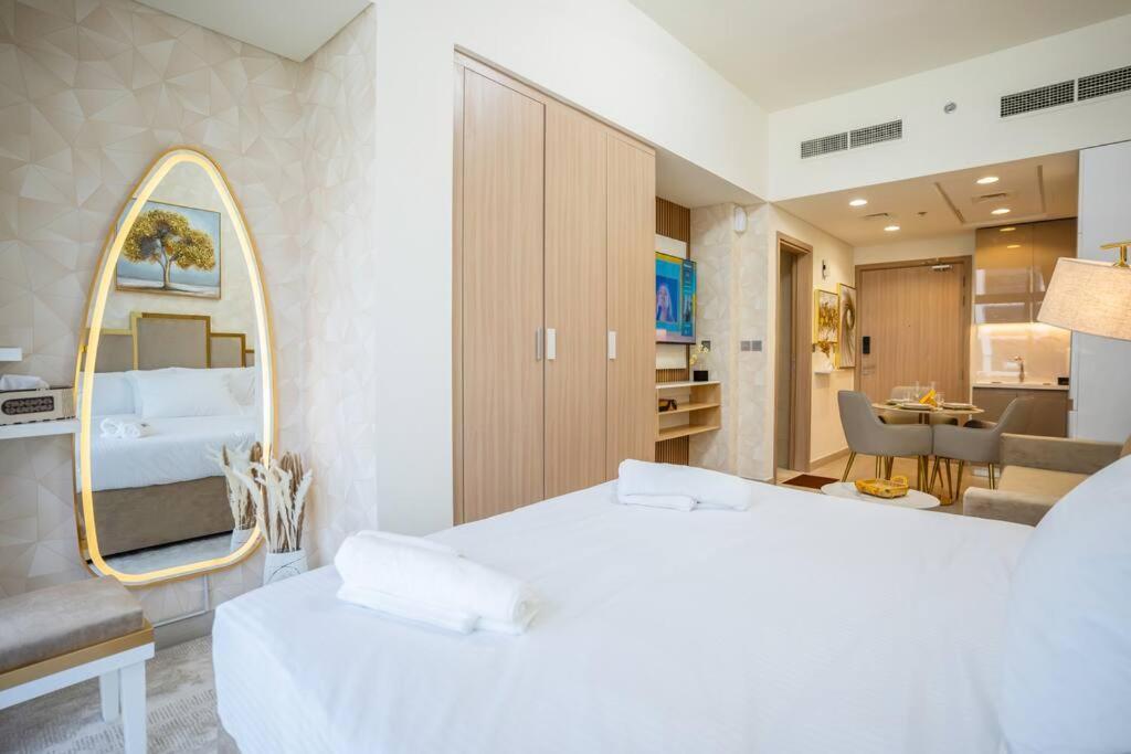 Zapbed House - Azizi Riviera Apartment Dubai Ngoại thất bức ảnh